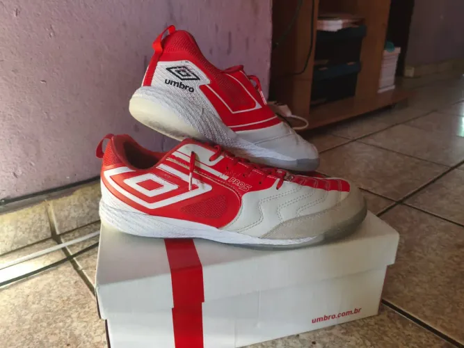 Pro 5 edição limitada englad semi nova 