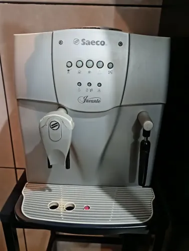 ? CAFETEIRA ELÉTRICA 220V - PARA CONSERTO OU RETIRADA DE PEÇAS