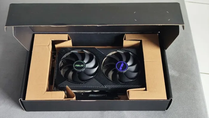Placa de vídeo RTX 3060 12GB VRAM OC DDR6 ASUS
