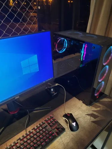 PC Gamer Ryzem 5 | RX 590 8GB | 16 GB RAM + Monitor AOC Hero 144hz 