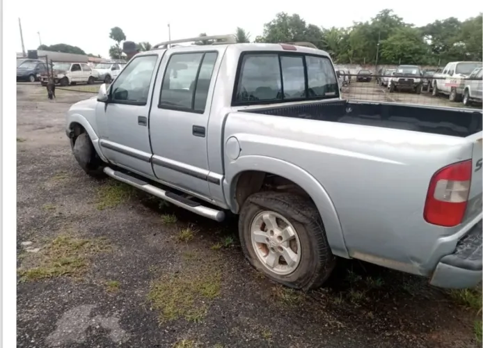S10 flex 2.4 sucata vendo peças 