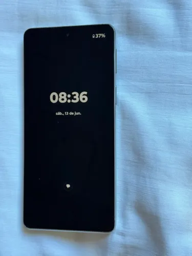 Celular Edge 20 128gb