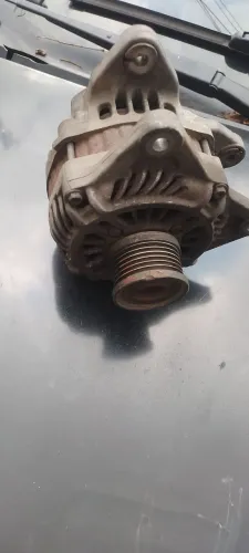 Alternador Nissan Tiida