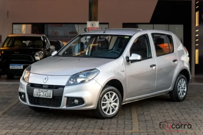 Renault Sandero Expression Hi-flex 1.0 16V 5P 2014