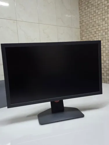 Monitor BENQ ZOWIE 144hz Dyac