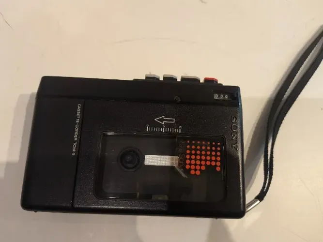 Gravador E Reprodutor Cassete Portátil Sony TCM-5 - Vintage Anos 80 - para reparo
