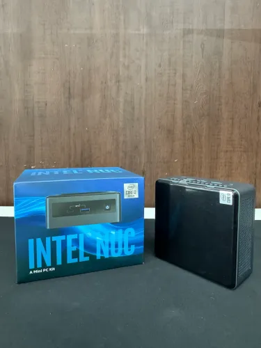 Mini Pc Intel Nuc core i3 de 10° geração/ 8 gigas ram/ Nvme 256 gigas 