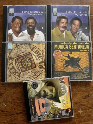 LOTE CDS SERTANEJOS TIAO CARREIRO E OUTROS