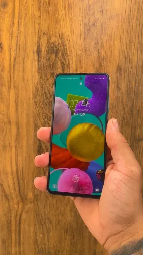 SAMSUNG A51