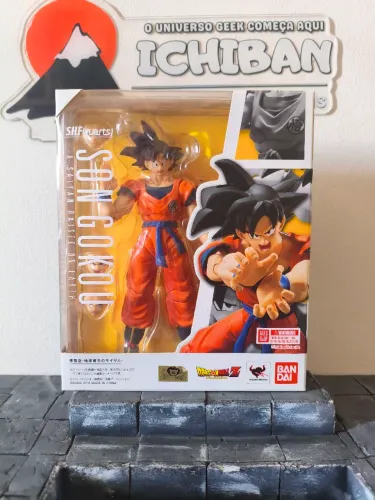 S.H.Figuarts Bandai Son Goku (A Saiyan Raised on Earth)