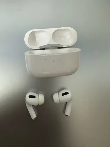 AirPods Pro (2ª Geração) com Estojo de Recarga
