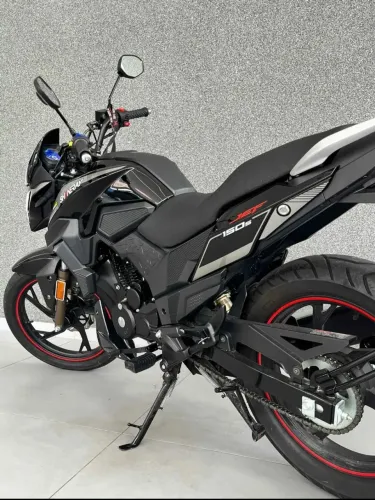 Moto ZERA