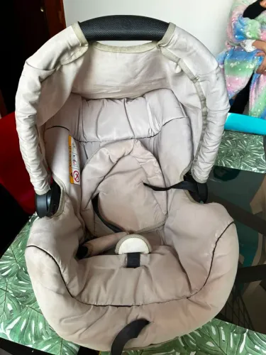 Bebê Conforto Galzerano Piccolina Bege