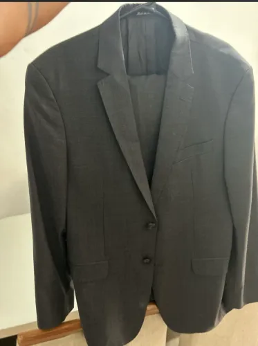 terno masculino klus slim fit cinza escuro 48 ? klus