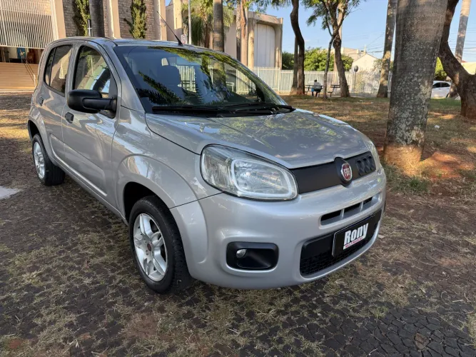 Fiat Uno Attractive 1.0 EVO Fire Flex 8V 5P 2016