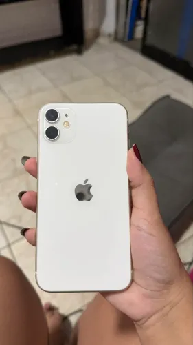 iPhone 11 - 128Gb