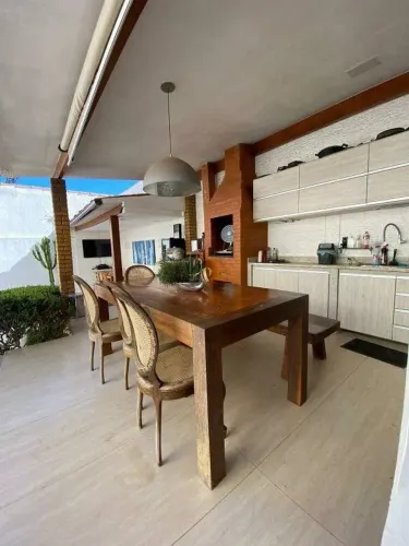 Casa à venda, 4 quartos, 1 suíte, 4 vagas, Belvedere - Belo Horizonte/MG