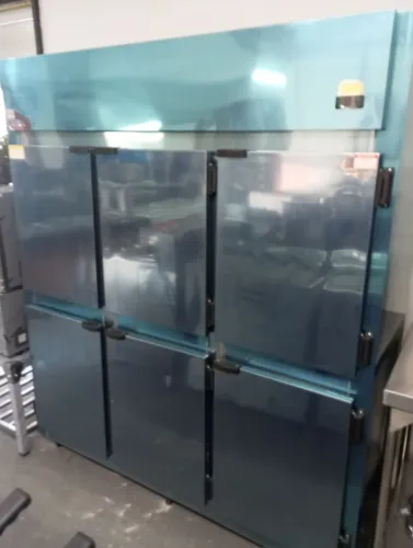 NZ. Geladeira industrial inox 6 portas 0? a +7?