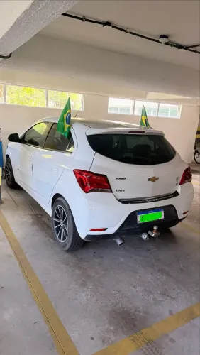 Chevrolet Onix Hatch LT 1.0 8V Flex Mec. 4P 2018