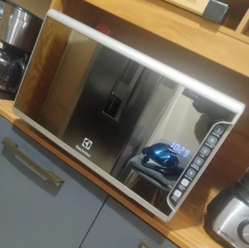 Micro-ondas Eletrolux 31L
