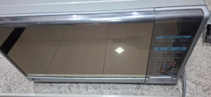 Micro-ondas espelhado