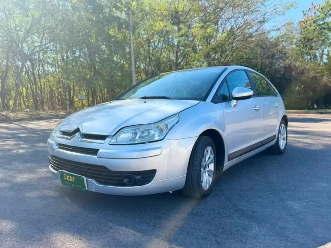 Citroen C4 GLX 1.6 Flex 16V 5P Mec. 2011