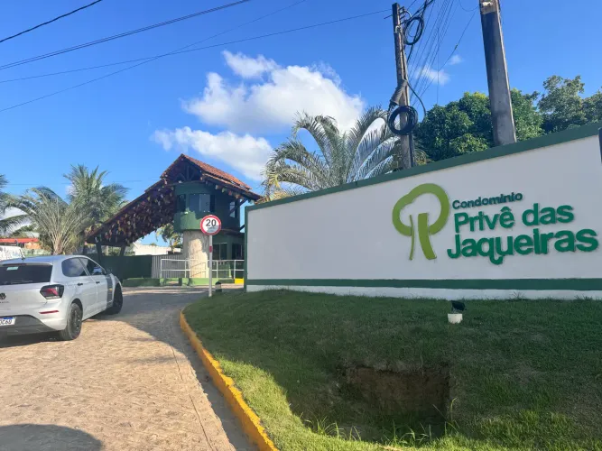 Aluga-se este belíssimo Imóvel em Paudalho Condomínio PRIVÊ das Jaqueiras 