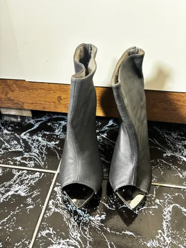 Bota Santa Lolla