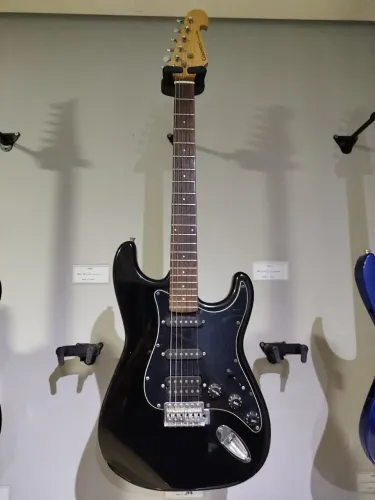 Guitarra Giannini Sonic Stratosonic