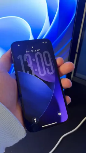 iPhone 16e - Excelente estado