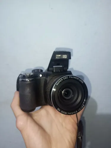Câmera Fujifilm Finepix s3300