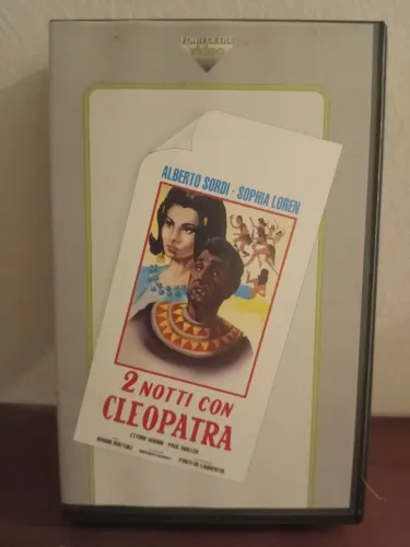 Filme 2 Notti con Cleopatra VHS importado