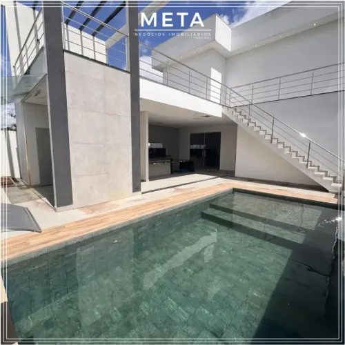 VENDE-SE RESIDÊNCIA DE ALTO PADRÃO NO BAIRRO PARAVIANA