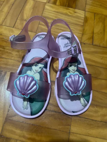 Melissa original tamanho 28