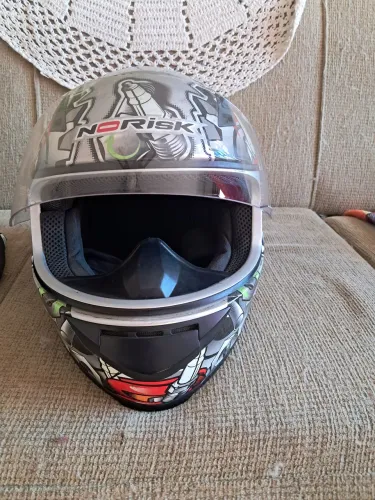 Capacete norisk n 60 vendo ou troco 