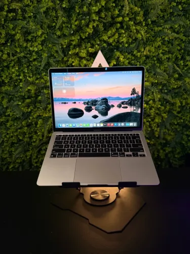 MACBOOK AIR M1 2020 8GB 256GB SSD RETINA SILVER | NF + GARANTIA