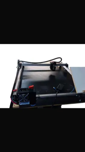 Máquina laser diodo 50w potência 5 mil horas área 80x80