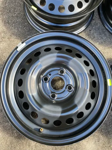 Roda de ferro aro 15 Hyundai hb20 originais usadas