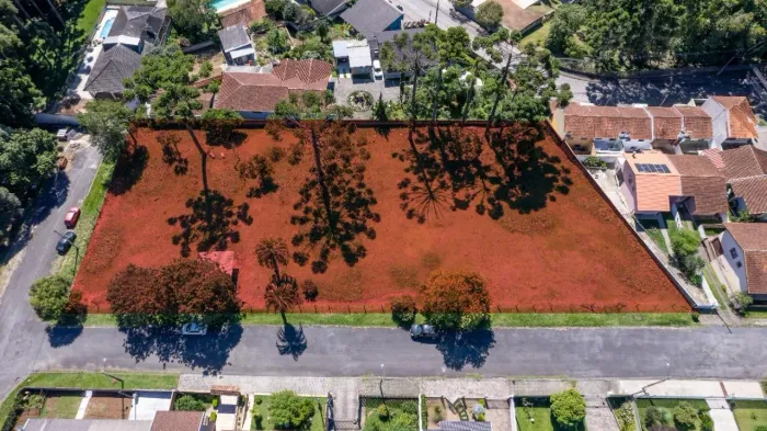 Terreno com 3.531,75m² à venda no centro