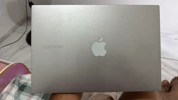 Vendo notebook samsung book e20