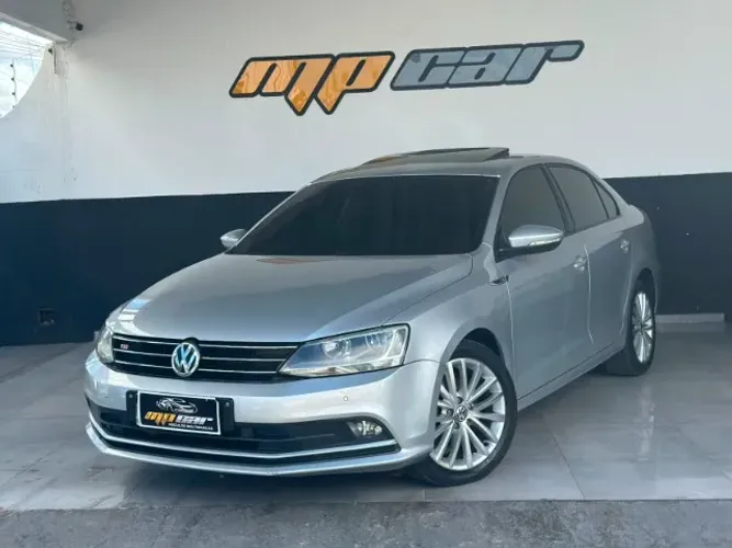 Volkswagen Jetta Comfortline 1.4 TSI 16V 4P Aut. 2016