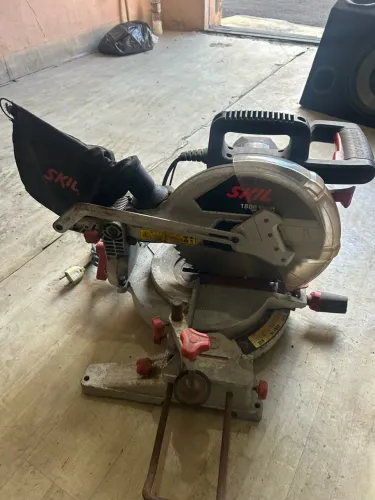 VENDO MÁQUINA SKILL 3310