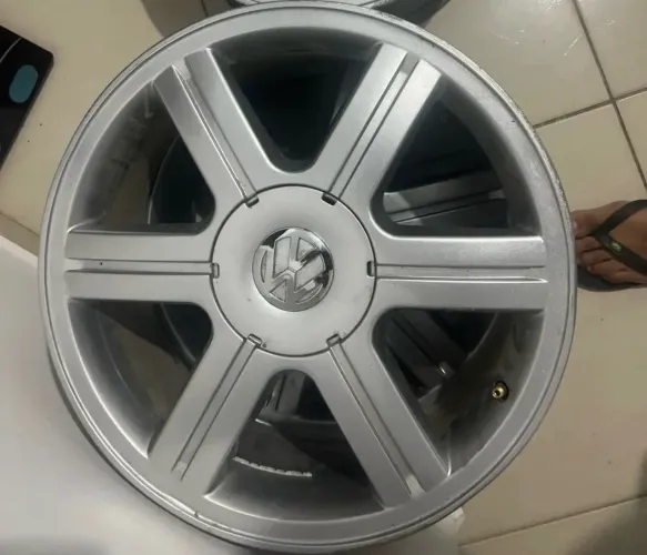 Jogo de rodas 17 vw