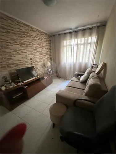 Apartamento com 2 quartos para locação em Alves dias - SP