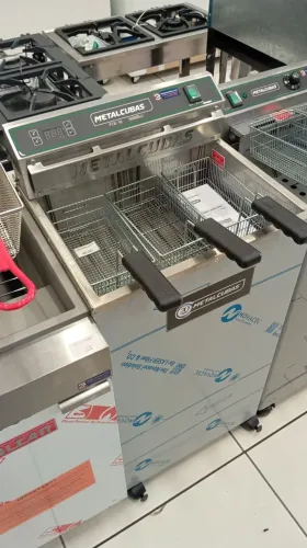 FRITADOR ELETRICO 3 CESTOS 8000W ZONA FRIA OLEO - JEFFERSON