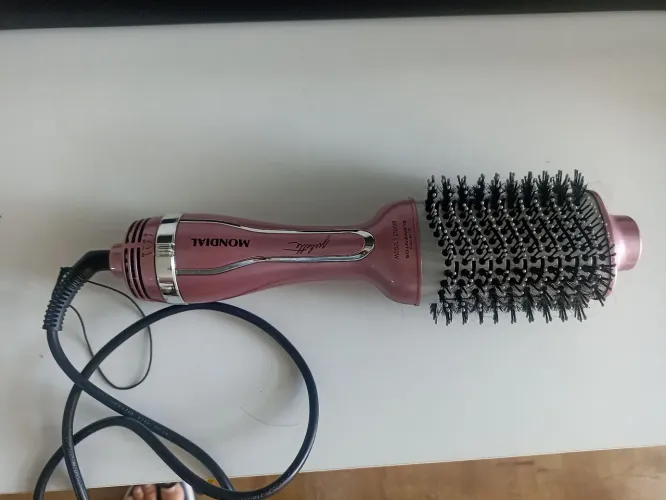Escova secadora Mundial bivolt