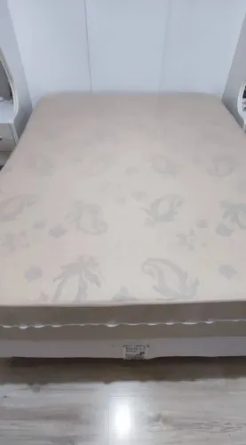 Cama box casal