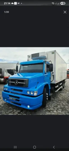 Caminhão Mercedes 1620L Baú