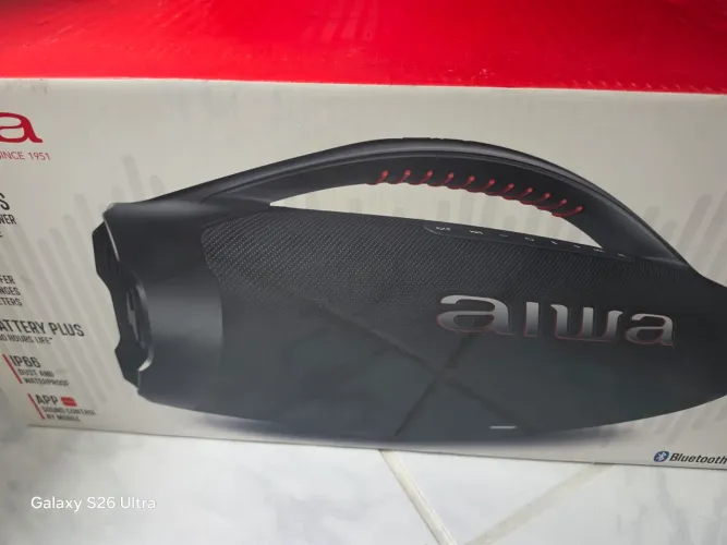 Boombox Aiwa lacrada 1.100  *