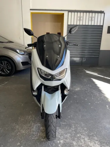 Nmaxx 2021 sem detalhes